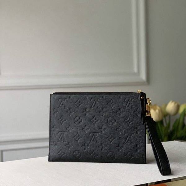 a貨原單M68705黑色壓花手包Monogram Empreinte 皮革hhlv10877