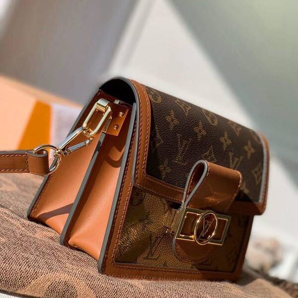 原單lvNicolas Ghesquière Mini M44580 黃花Dauphine手袋hhlv11034