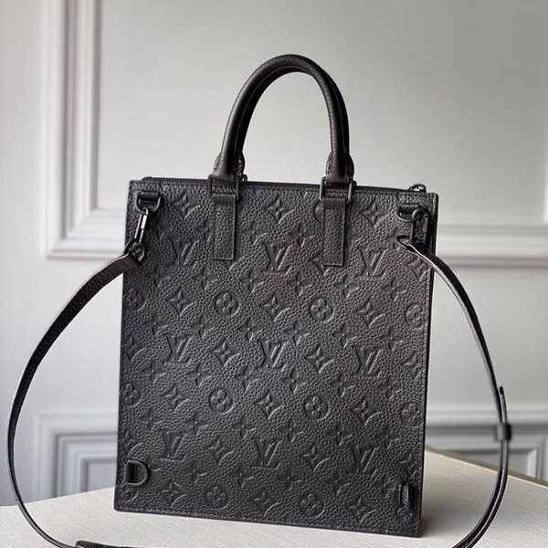 頂級原單lvM55891黑色豎款Tote Bag 經典壓紋Monogram圖案hhlv11492