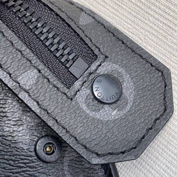高仿網台灣原單【SAC PLAT HORIZONTAL ZIPPé 公事包】M45265 Sac Plat Horizontal Zippé 公事包Monogram Eclipse 帆布和皮革hhlv11505 15 高仿網台灣原單【SAC PLAT HORIZONTAL ZIPPé 公事包】M45265 Sac Plat Horizontal Zippé 公事包Monogram Eclipse 帆布和皮革hhlv11505