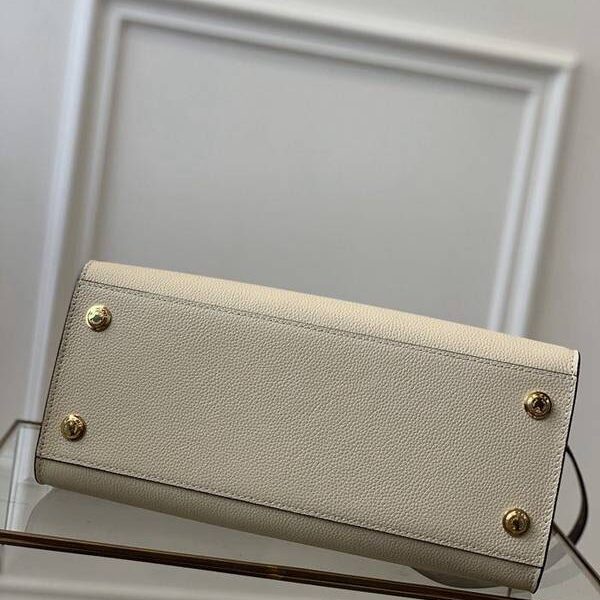 頂級原單lvM56250 CITY STEAMER 中號手袋 Nicolas Ghesquière 追溯品牌典藏Steamer 旅行箱hhlv11546 11 頂級原單lvM56250 CITY STEAMER 中號手袋 Nicolas Ghesquière 追溯品牌典藏Steamer 旅行箱hhlv11546