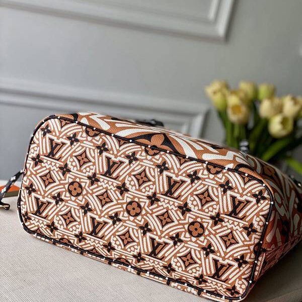 竭誠精品原單LOUIS VUITTON 春夏走秀ONTHEGO手袋M44676 棕色 Neverful 中號手袋hhlv11558