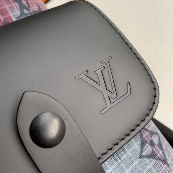 LV雙肩包迷彩多功能Christopher
