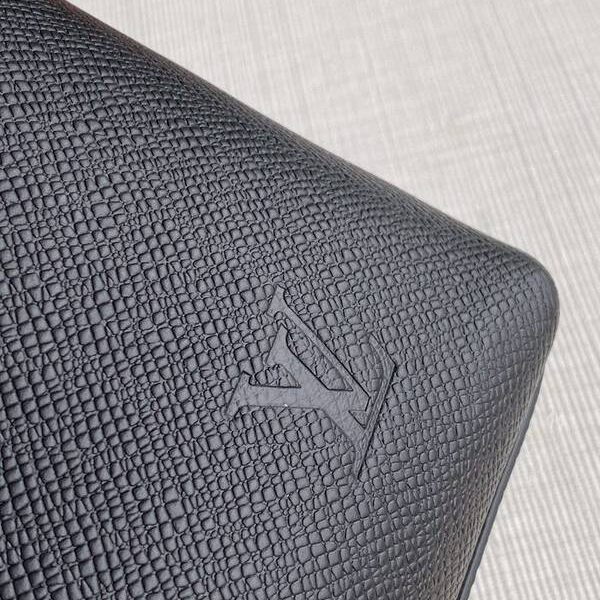 原單lv M33433 ANTON TOTE 手袋全皮十字紋壓字男士公事包豎款公事包hhlv11599
