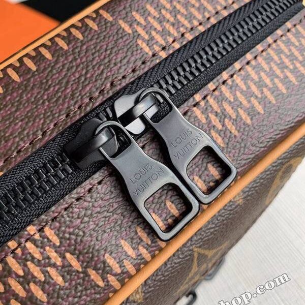高仿精品頂級原單新款來襲MINI SOFT TRUNK 手袋M44480聯名hhlv11621