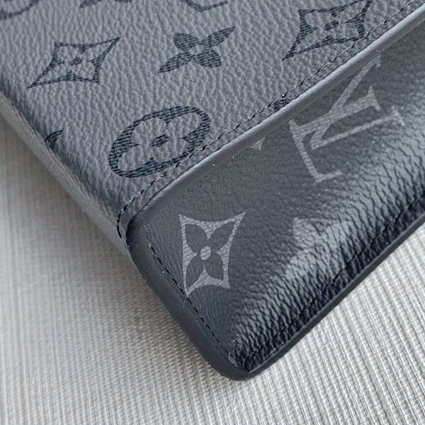 高仿奢侈品原單M69535 Pochette Voyage 中號手拿包Monogram Eclipse 帆布和 Monogram Eclipse Reverse 帆布hhlv11632