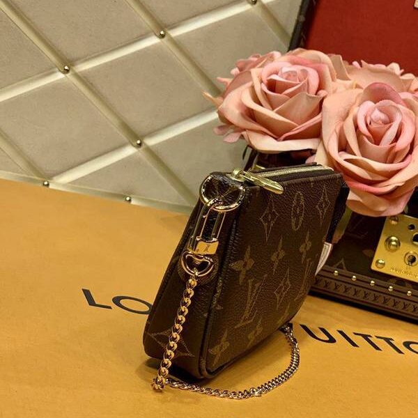 名牌高仿原單小手袋M58009 MINI POCHETTE ACCESSORIES小提包hhlv11643 9 名牌高仿原單小手袋M58009 MINI POCHETTE ACCESSORIES小提包hhlv11643