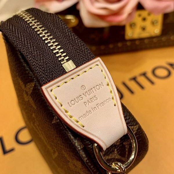 名牌高仿原單小手袋M58009 MINI POCHETTE ACCESSORIES小提包hhlv11643 15 名牌高仿原單小手袋M58009 MINI POCHETTE ACCESSORIES小提包hhlv11643