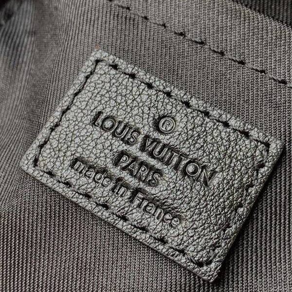 a貨高仿原單 Louis Vuitton時尚功能背包M41562絲印hhlv11646