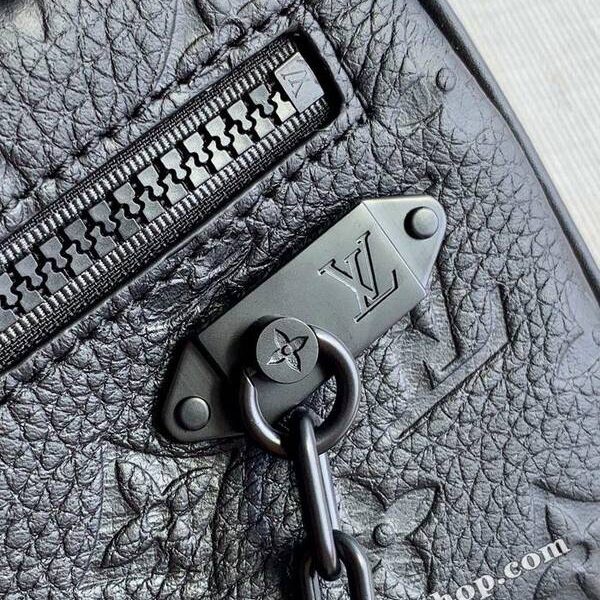 高仿名牌包頂級原單 M55703 Pochette Volga手拿包壓印 Monogram 圖案柔軟Taurillon 皮革hhlv11647