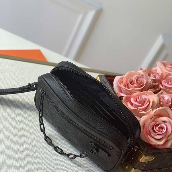 高仿名牌包頂級原單 M55703 Pochette Volga手拿包壓印 Monogram 圖案柔軟Taurillon 皮革hhlv11647