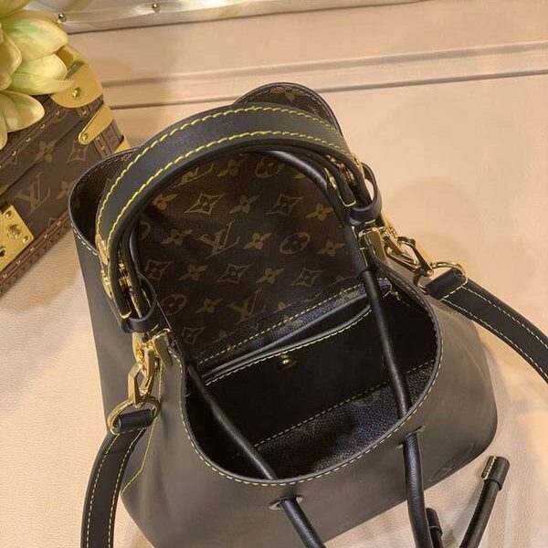 奢侈品頂級原單M45396黑色水桶包進口柔軟小牛皮全皮平紋水桶拉繩內裏老花右下角壓字女士水桶全皮女包hhlv11701