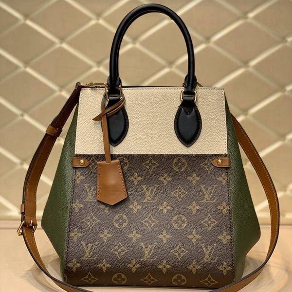 高仿A貨【FOLD TOTE 中號手袋】M45409白綠路易威登Fold Tote 中號手袋hhlv11742