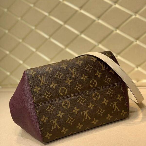 高仿原單lvFOLD TOTE 中號手袋M45409黑紫路易威登Fold Tote 中號手袋hhlv11743