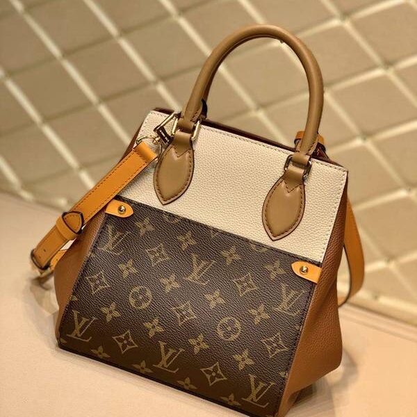 高仿高仿包包批發頂級原單M45388白棕Fold Tote 小號手袋Monogram 帆布深染小牛皮hhlv11746