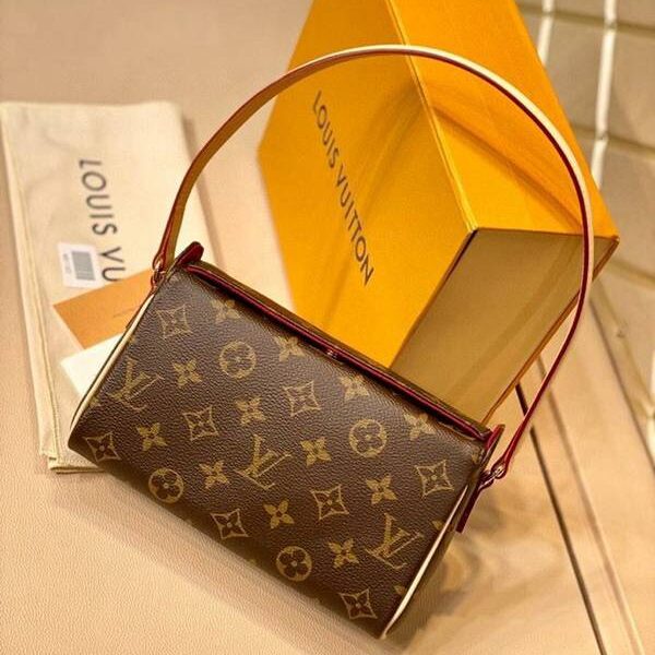 頂級高仿原單M51163 中古系列盒子包Monogram 帆布hhlv11816