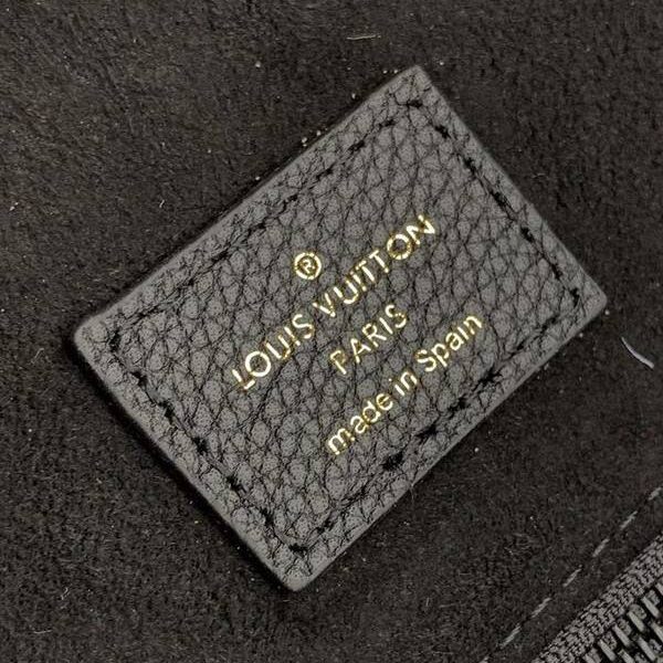 高仿精品批發頂級原單 M55846 LOCKME TOTE 大號手袋hhlv11821