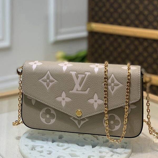 高仿名牌包頂級原單M69977杏色Pochette Félicie 鏈條包hhlv11833