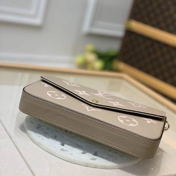 高仿名牌包頂級原單M69977杏色Pochette Félicie 鏈條包hhlv11833