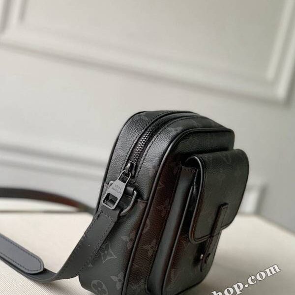 頂級高仿原單新款來襲M69404黑花 WEARABLE WALLET系列hhlv11907