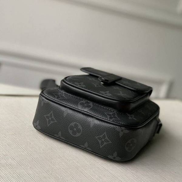 頂級高仿原單新款來襲M69404黑花 WEARABLE WALLET系列hhlv11907