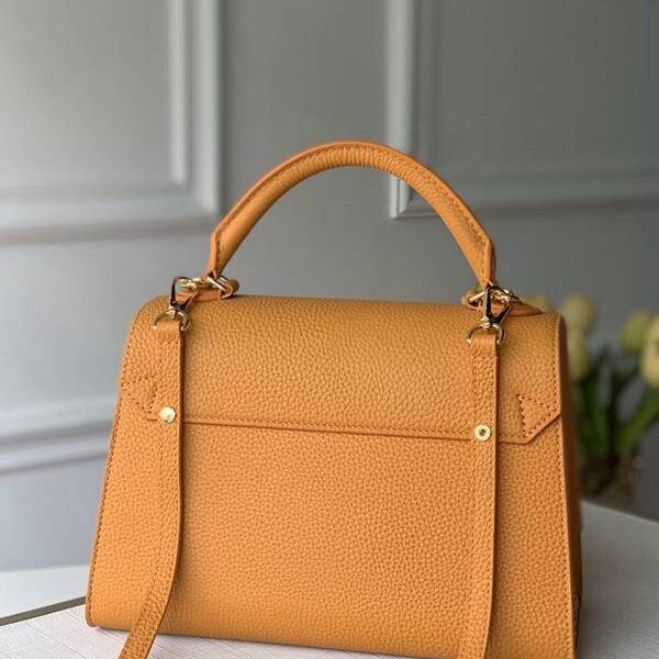 高仿精品推薦原單 M57090薑黃荔枝紋 於2020 冬季推出 Twist One Handle 手袋hhlv11919