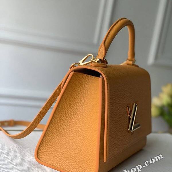 高仿精品推薦原單 M57090薑黃荔枝紋 於2020 冬季推出 Twist One Handle 手袋hhlv11919