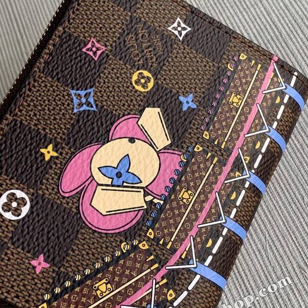 高仿N60404 路易威登吉祥物 Vivienne 於 2020 年耶誕節現身 Zippy 零錢包hhlv11941
