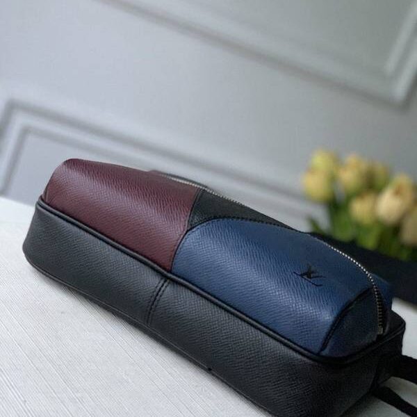 頂級原單lvOUTDOOR 郵差包M30703hhlv12011