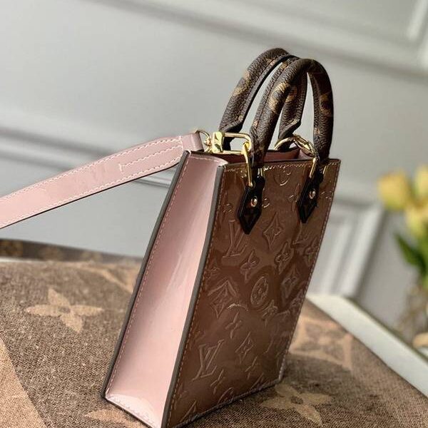 高仿包頂級原單M90564粉色 M69442PETIT SAC PLAT 手袋Petit Sac Plat 手袋hhlv12031 9 高仿包頂級原單M90564粉色 M69442PETIT SAC PLAT 手袋Petit Sac Plat 手袋hhlv12031