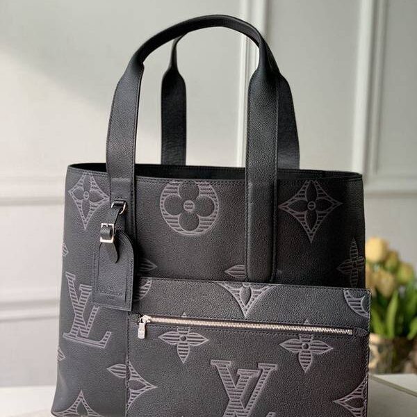 奢侈品a貨原單M57290CABAS VOYAGE 手袋Cabas Voyage 手袋Taurillon Shadow 皮革hhlv12035
