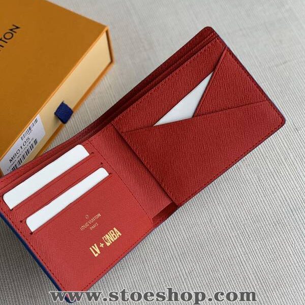 最高等級M80105老花MULTIPLE 錢夾lvxNBA Multiple 錢夾出自路易威登與 NBA 聯名膠囊系列hhlv12040