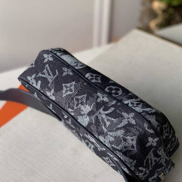 高仿頂級原單M57281OUTDOOR 腰包Monogram Tapestry 帆布hhlv12048