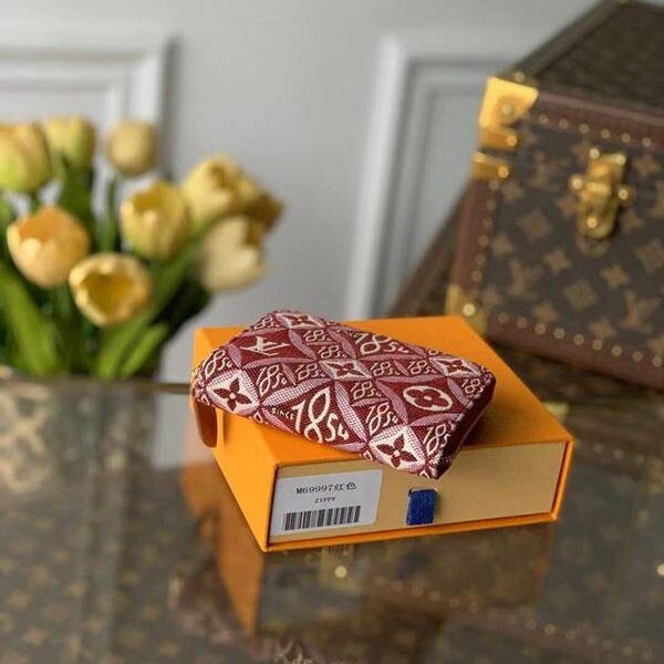頂級原單M69997紅色 ZIPPY 零錢包 2020 秋冬，Nicolas Ghesquière 採用 Since 1854 提花織紋煥新 Zippy 零錢包hhlv12061