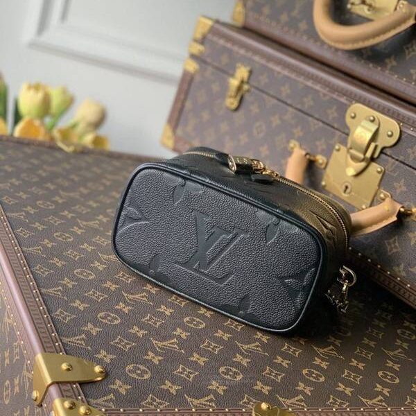 竭誠精品原單M45598 Vanity小號手袋Giant Monogram 壓紋hhlv12077