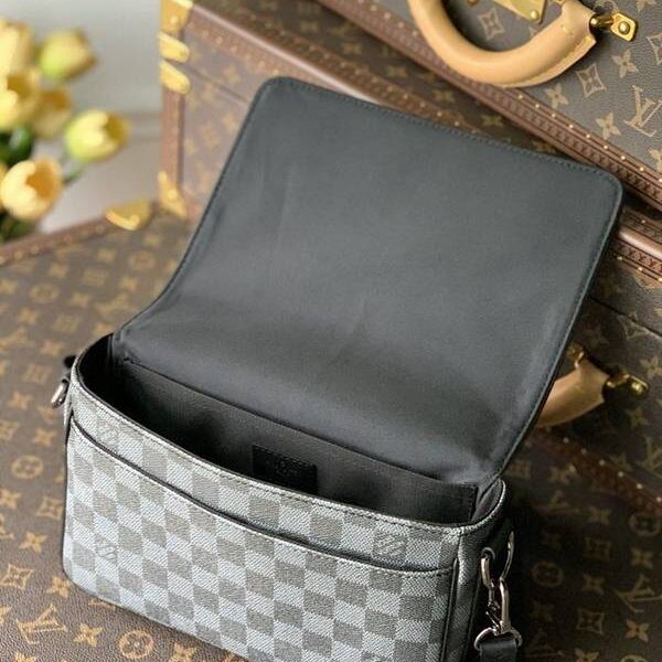 高仿LV Studio郵差包Damier Graphite 3D 帆布