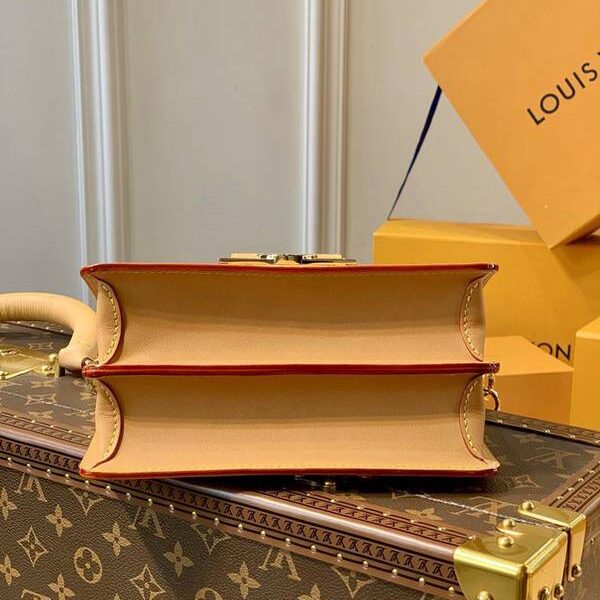 頂級高仿 LV Dauphine中號經典斜背包 12 頂級高仿 LV Dauphine中號經典斜背包