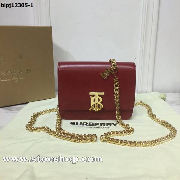 頂級1:1burberry最新TB腰包鎖扣裝飾 Thomas Bur 靈感鏈條腰帶打造腰包blpj12305 1 頂級1:1burberry最新TB腰包鎖扣裝飾 Thomas Bur 靈感鏈條腰帶打造腰包blpj12305