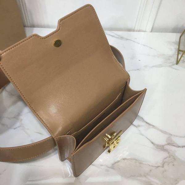 高仿名牌包burberry腰包皮帶款博柏利Burberry 2019時尚秀款新品腰包斜挎包標識鎖扣包blpj12311 7 高仿名牌包burberry腰包皮帶款博柏利Burberry 2019時尚秀款新品腰包斜挎包標識鎖扣包blpj12311