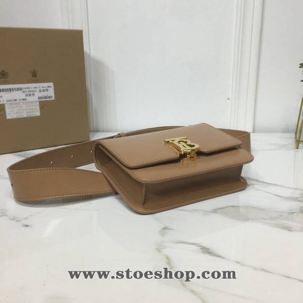 高仿名牌包burberry腰包皮帶款博柏利Burberry 2019時尚秀款新品腰包斜挎包標識鎖扣包blpj12311 8 高仿名牌包burberry腰包皮帶款博柏利Burberry 2019時尚秀款新品腰包斜挎包標識鎖扣包blpj12311