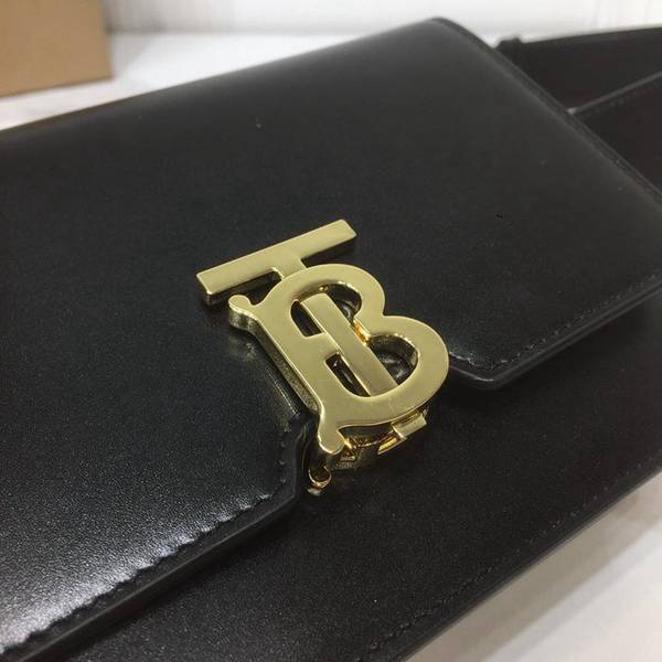 高仿精品批發burberry腰包皮帶款博柏利Burberry 2019時尚秀款新品腰包斜挎包標識鎖扣包blpj12313 9 高仿精品批發burberry腰包皮帶款博柏利Burberry 2019時尚秀款新品腰包斜挎包標識鎖扣包blpj12313