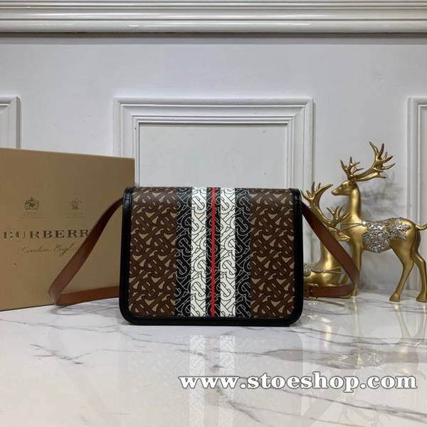 高仿包burberry頂級原單TB專屬標識皮革鎖扣包皮革單肩包鎖扣裝飾 Thomas Bur 靈感專屬標識斜背包手拿包blpj12314 3 高仿包burberry頂級原單TB專屬標識皮革鎖扣包皮革單肩包鎖扣裝飾 Thomas Bur 靈感專屬標識斜背包手拿包blpj12314
