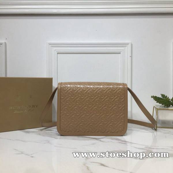 高仿包burberry頂級原單TB專屬標識皮革鎖扣包皮革單肩包鎖扣裝飾 Thomas Bur 靈感專屬標識斜背包手拿包blpj12315 3 高仿包burberry頂級原單TB專屬標識皮革鎖扣包皮革單肩包鎖扣裝飾 Thomas Bur 靈感專屬標識斜背包手拿包blpj12315