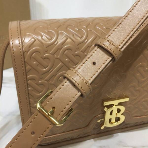 高仿包burberry頂級原單TB專屬標識皮革鎖扣包皮革單肩包鎖扣裝飾 Thomas Bur 靈感專屬標識斜背包手拿包blpj12315 9 高仿包burberry頂級原單TB專屬標識皮革鎖扣包皮革單肩包鎖扣裝飾 Thomas Bur 靈感專屬標識斜背包手拿包blpj12315