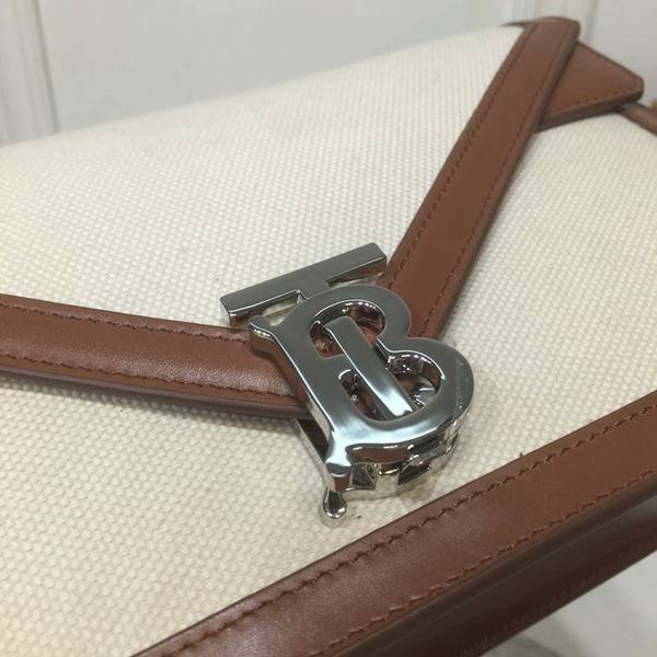 頂級原單burberry全新TB皮革信封式手拿包鎖扣裝飾Thomas Burberry 靈感專屬標識blpj12323 5 頂級原單burberry全新TB皮革信封式手拿包鎖扣裝飾Thomas Burberry 靈感專屬標識blpj12323
