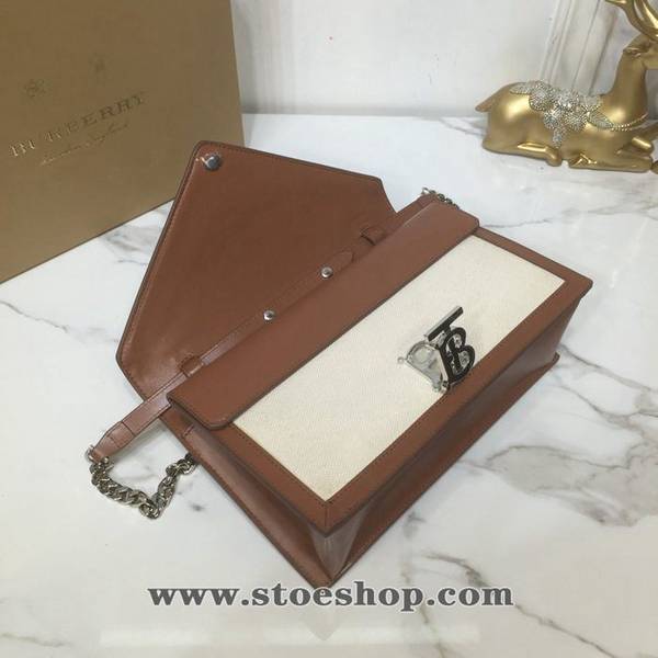 頂級原單burberry全新TB皮革信封式手拿包鎖扣裝飾Thomas Burberry 靈感專屬標識blpj12323 6 頂級原單burberry全新TB皮革信封式手拿包鎖扣裝飾Thomas Burberry 靈感專屬標識blpj12323