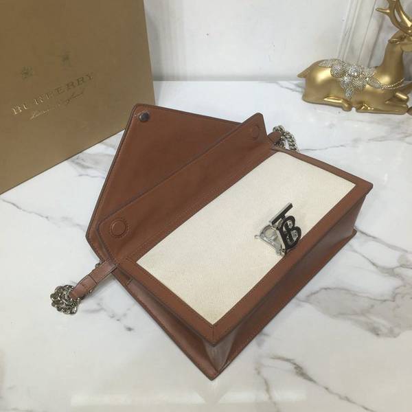 頂級原單burberry全新TB皮革信封式手拿包鎖扣裝飾Thomas Burberry 靈感專屬標識blpj12323 7 頂級原單burberry全新TB皮革信封式手拿包鎖扣裝飾Thomas Burberry 靈感專屬標識blpj12323