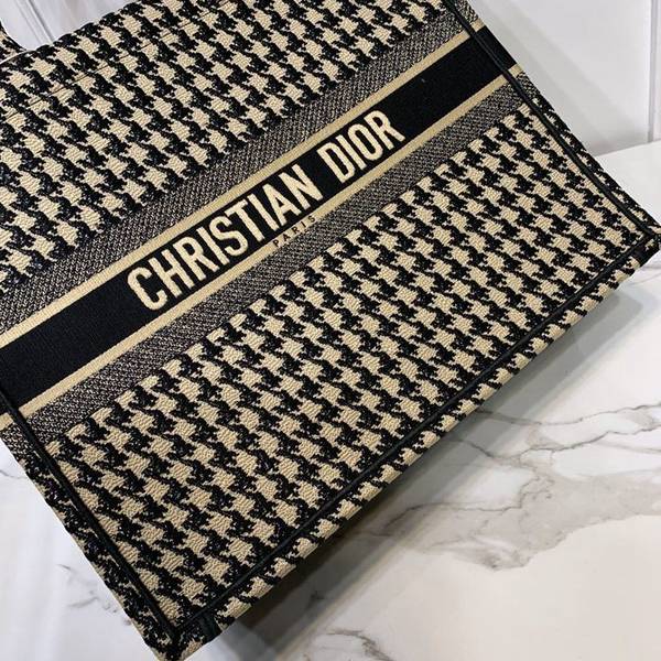 時尚a貨DIOR全新千鳥格DiorM1286【Dior Book Tote】高級定制系列刺繡帆布手提包blpj12332 5 時尚a貨DIOR全新千鳥格DiorM1286【Dior Book Tote】高級定制系列刺繡帆布手提包blpj12332