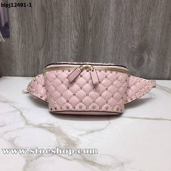 奢侈品a貨Valentino華倫天奴Garavani Free Rockstud Spike 0245軟質羊皮腰包blpj12491