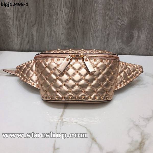 奢侈品1：1Valentino華倫天奴Garavani Free Rockstud Spike 0245軟質羊皮腰包blpj12495